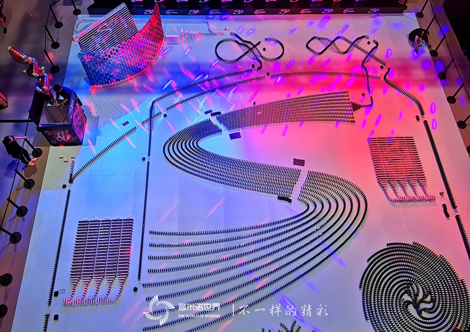 盒装口香糖码多米诺创吉尼斯世界纪录