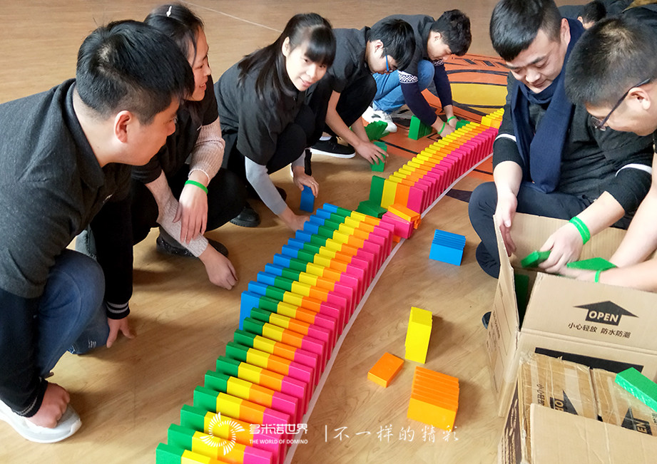 安科光电多米诺团队大挑战