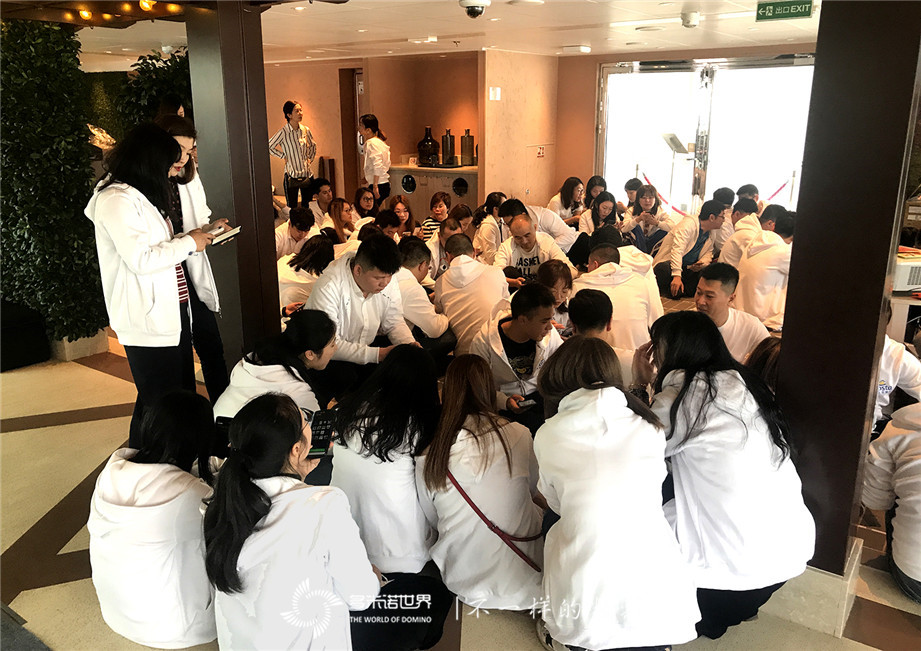 歌诗达威尼斯号首秀多米诺