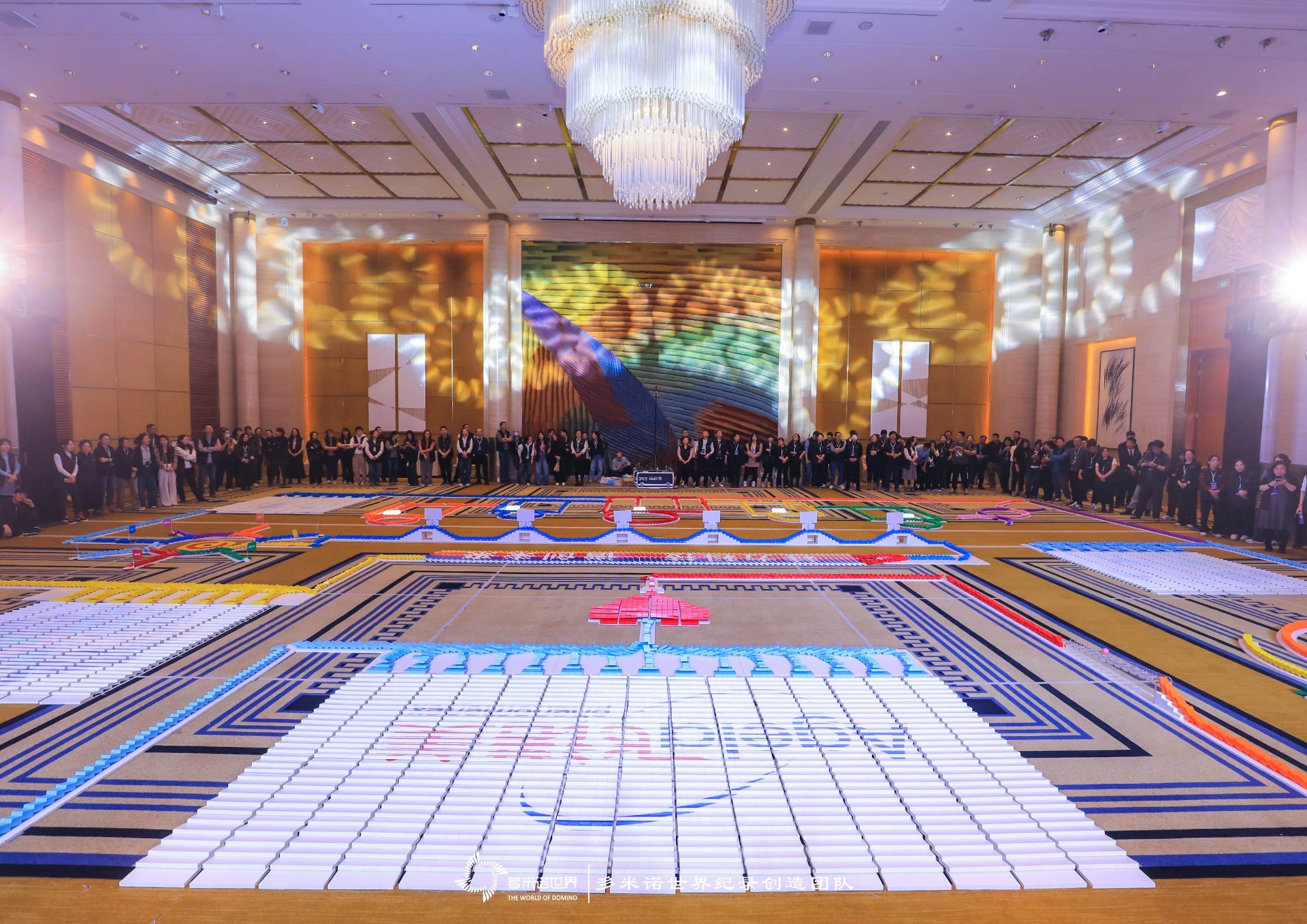 “创见非凡，诺动未来”多米诺团队活动