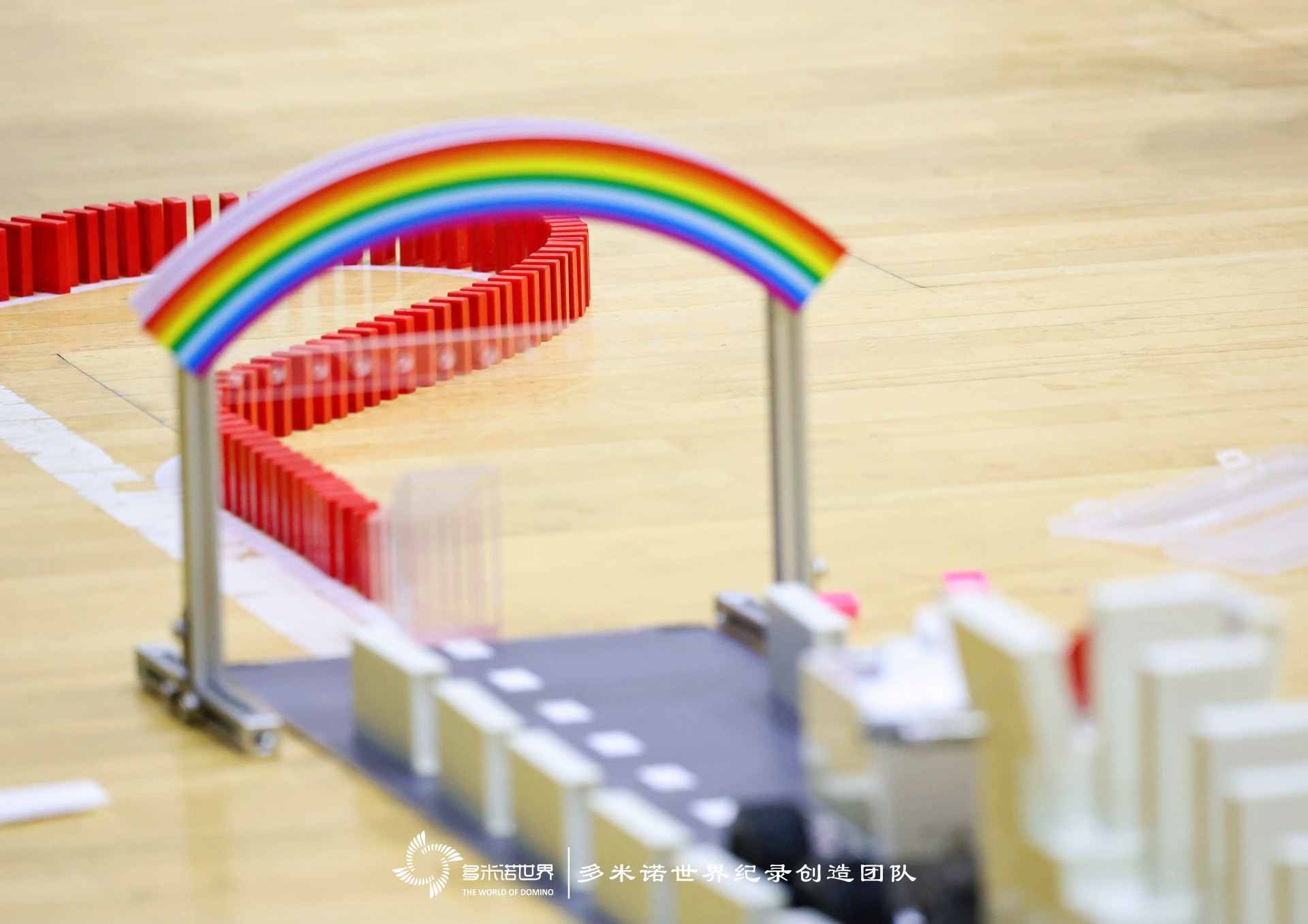 2026届初三学部多米诺共创活动点燃毕业季温情